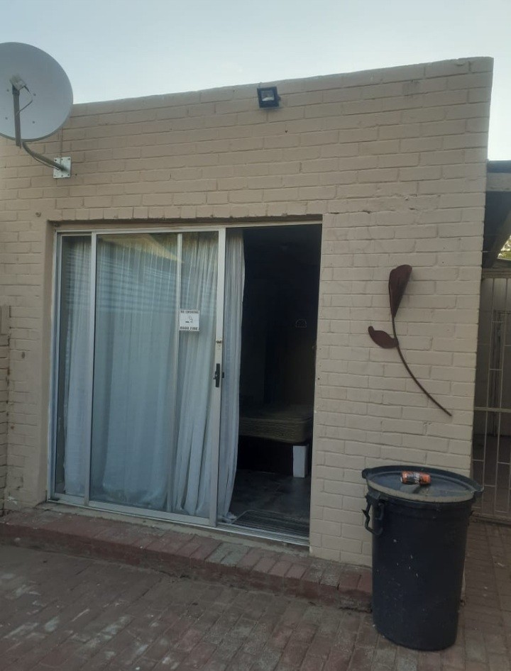 4 Bedroom Property for Sale in Odendaalsrus Free State